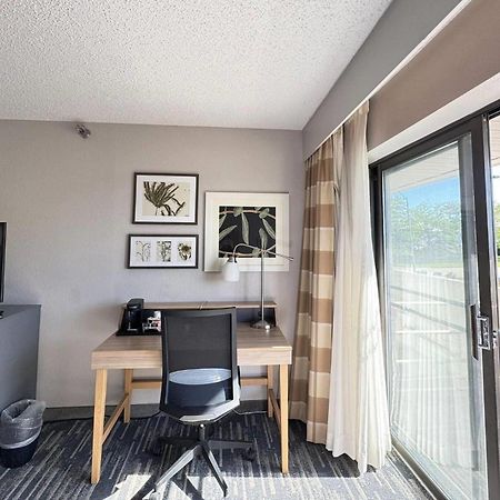 Hotel Wingate By Wyndham Lincoln Airport East Zewnętrze zdjęcie