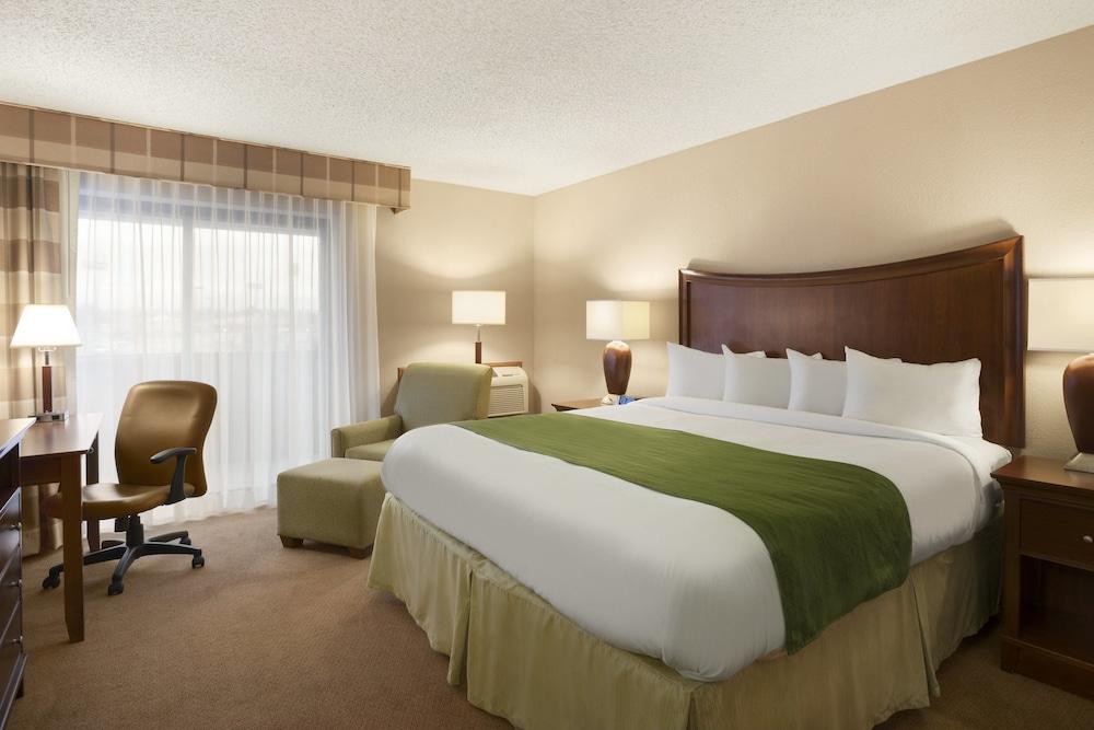 Hotel Wingate By Wyndham Lincoln Airport East Zewnętrze zdjęcie