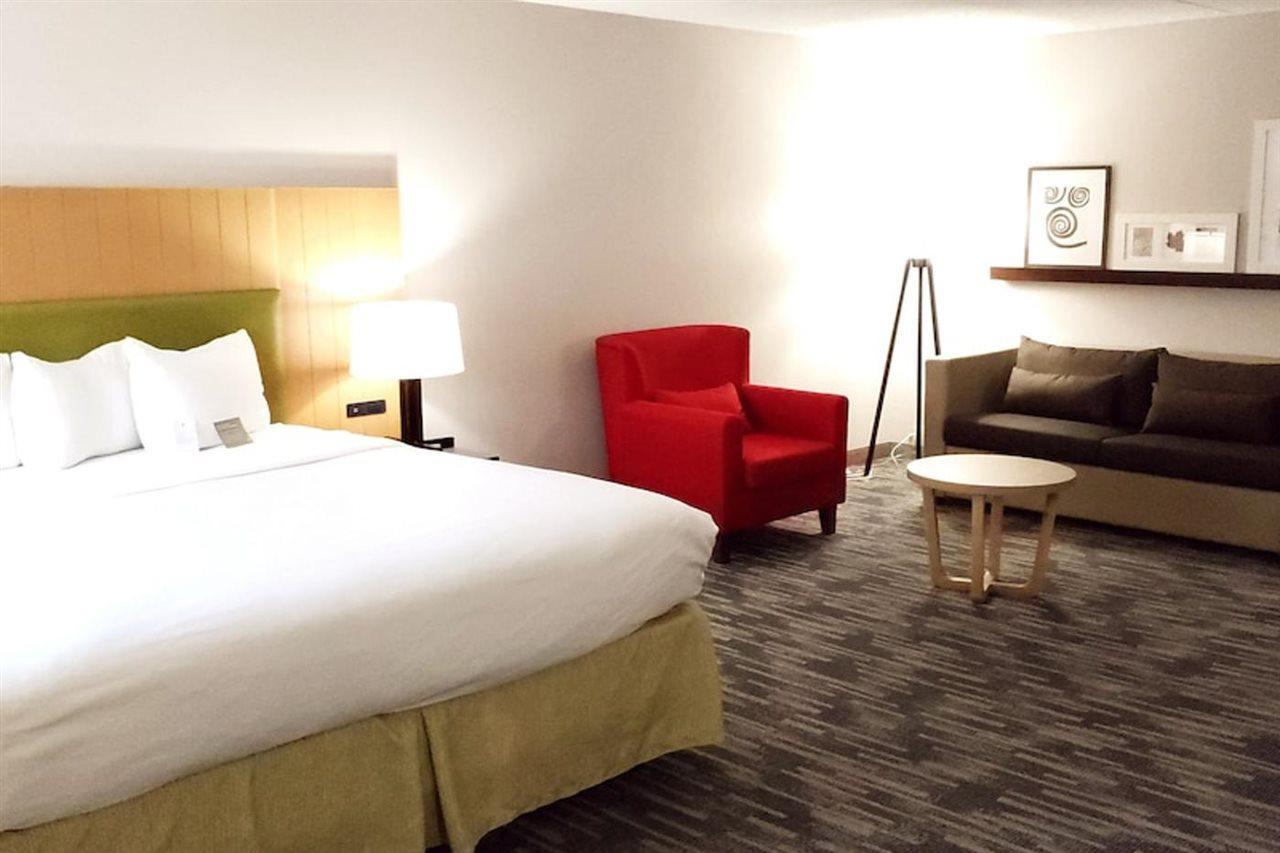 Hotel Wingate By Wyndham Lincoln Airport East Zewnętrze zdjęcie