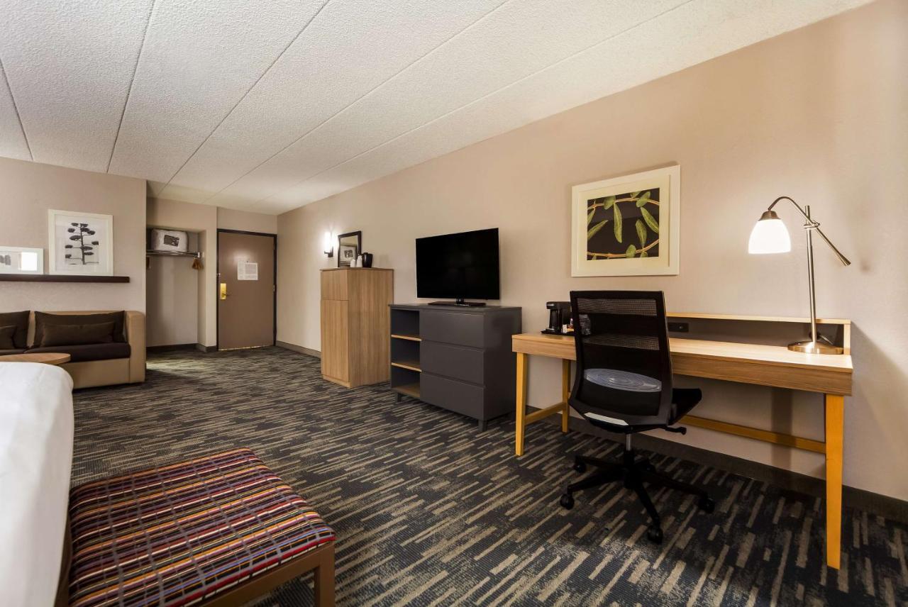 Hotel Wingate By Wyndham Lincoln Airport East Zewnętrze zdjęcie