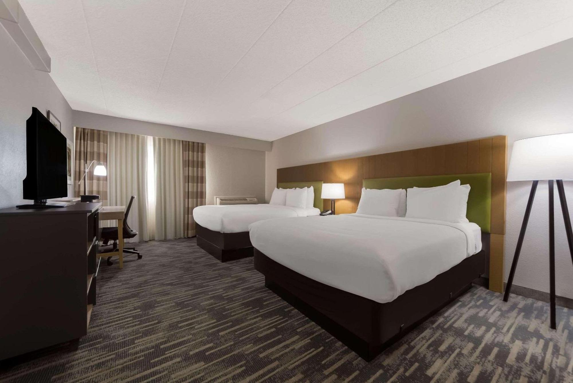 Hotel Wingate By Wyndham Lincoln Airport East Zewnętrze zdjęcie